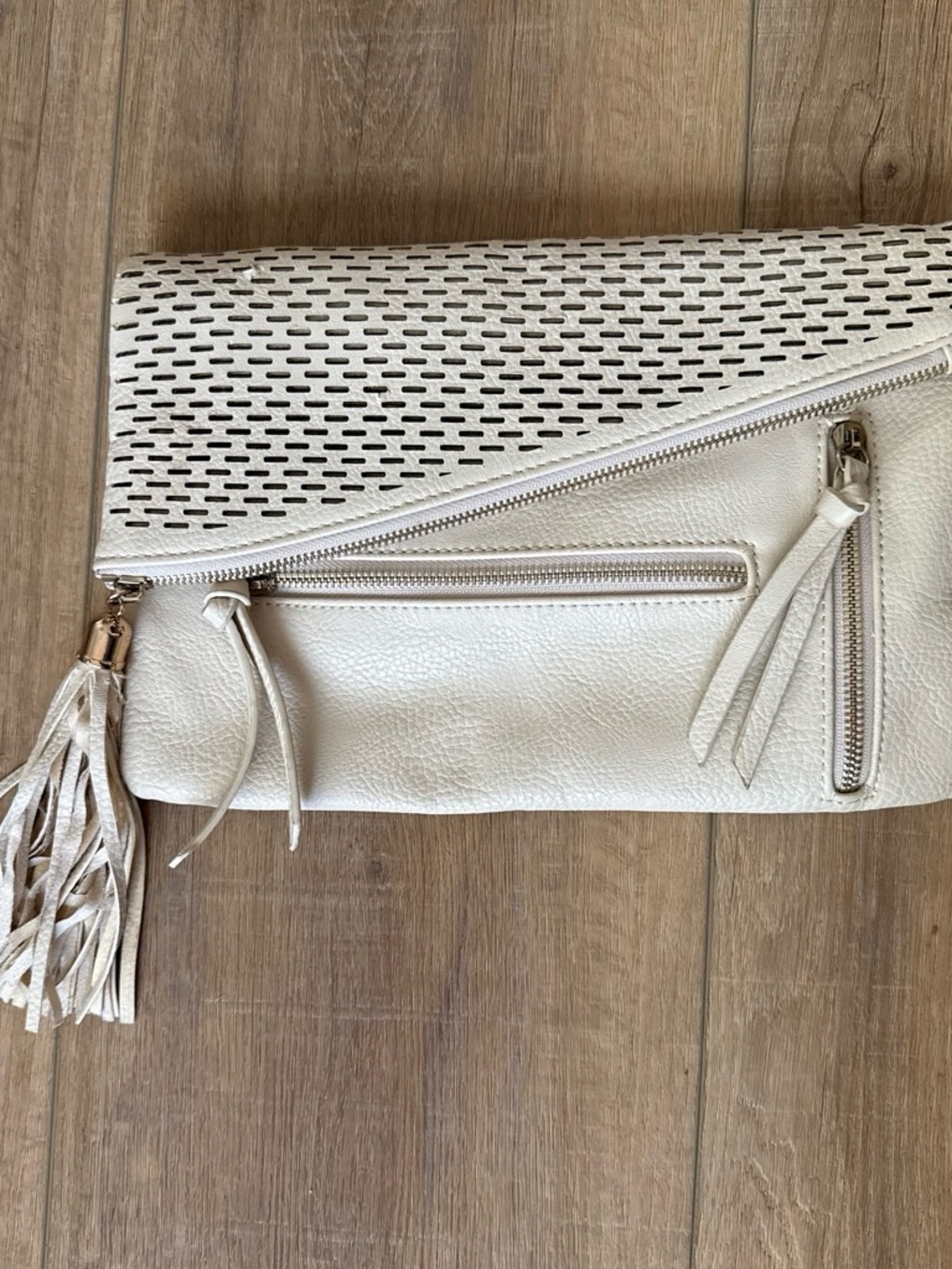 White Fold-Over Tassel Clutch - Elegant Women's Bag